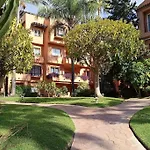 Oleholidays Oasis Marbella Junto A Puente Romano