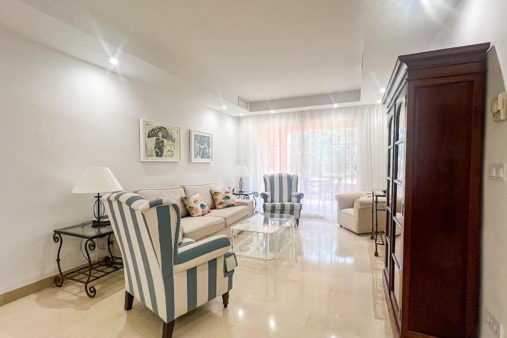 Apartment Oleholidays Oasis Junto A Puente *