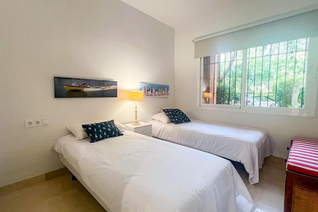 Oleholidays Oasis Junto A Puente Marbella