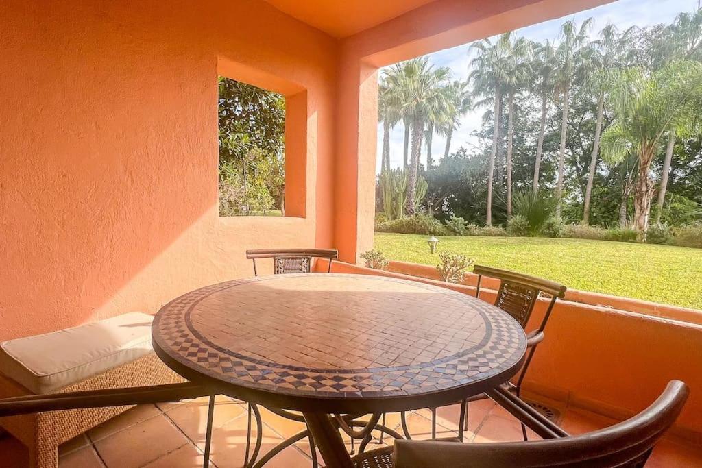 Oleholidays Oasis Junto A Puente Marbella
