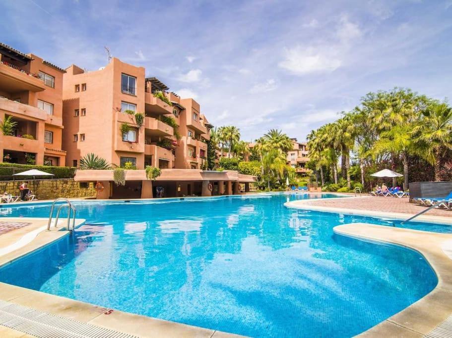 Apartment Oleholidays Oasis Junto A Puente Marbella